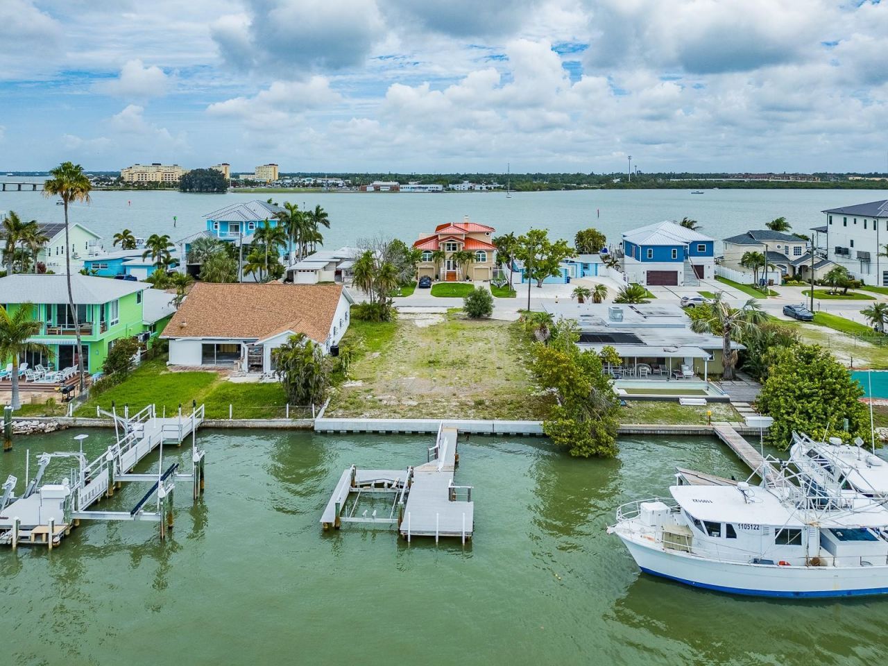 813 Bay Point Drive , Madeira Beach, FL 33708 Photo