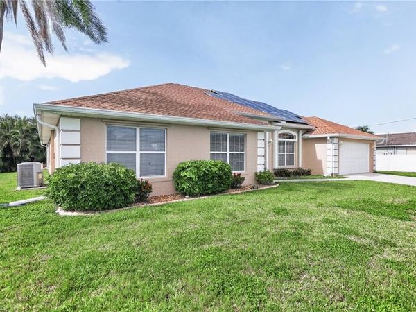 1817 SW 22nd LN , CAPE CORAL, FL 33991