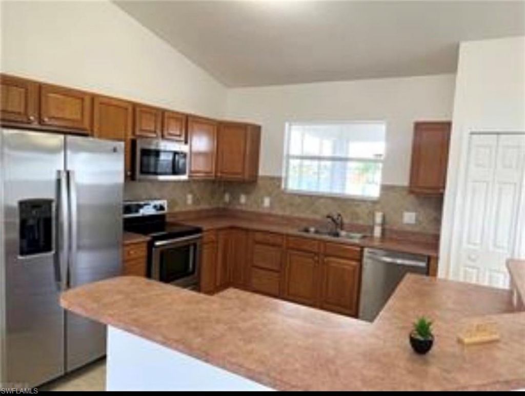 3018 26th St Sw, Lehigh Acres, FL 33976 Photo