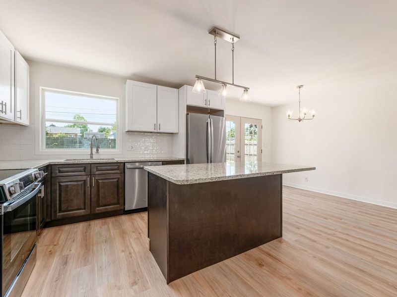 447 Celina Road, Columbus, OH 43228 Photo 15
