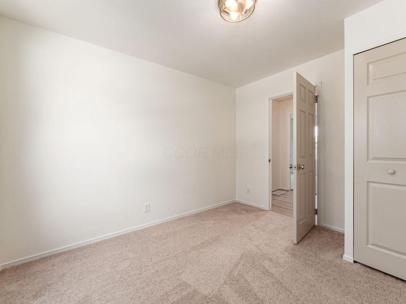 447 Celina Road, Columbus, OH 43228 Photo 26