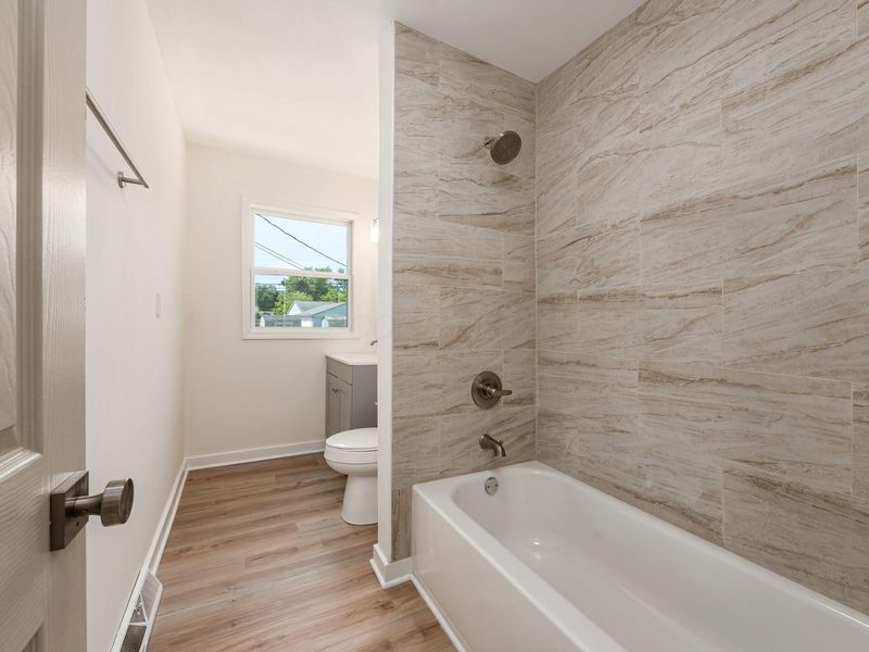 447 Celina Road, Columbus, OH 43228 Photo 27