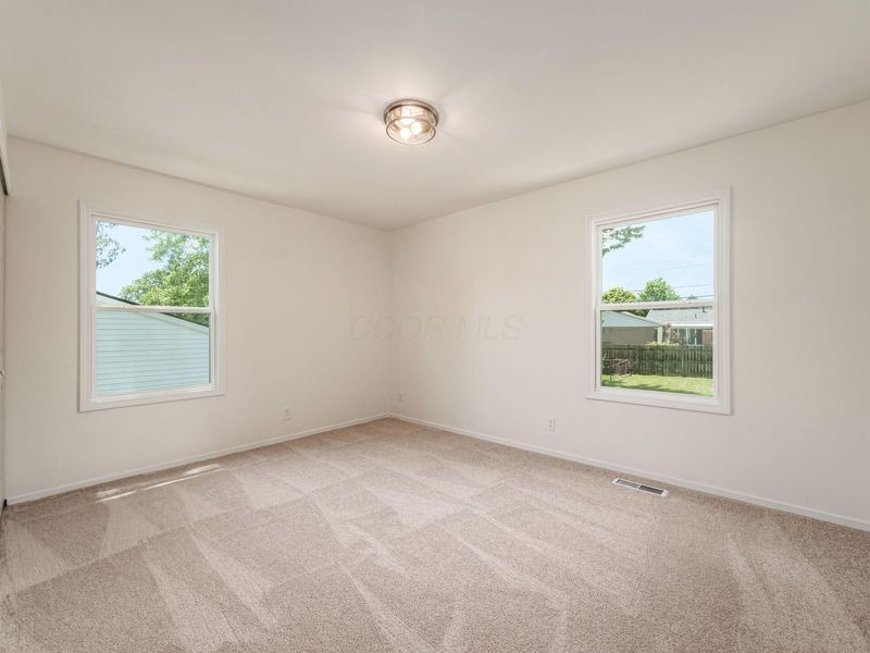 447 Celina Road, Columbus, OH 43228 Photo 29