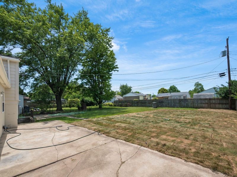 447 Celina Road, Columbus, OH 43228 Photo 35