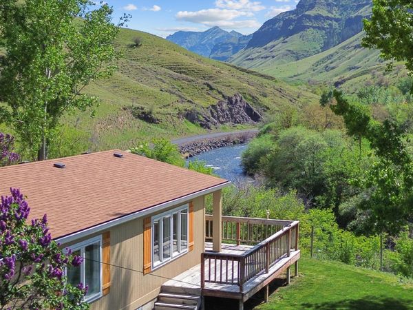 73745 Lower Imnaha Road, Wallowa, OR 97885