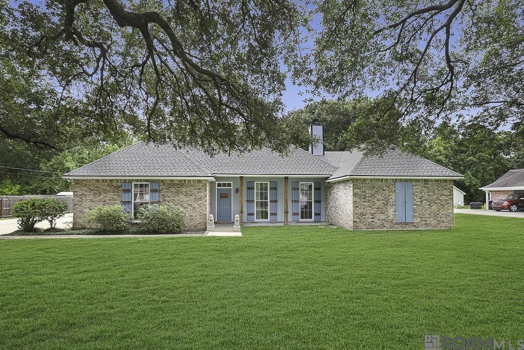 2110 S San Francisco, Gonzales, LA 70737 Main Photo