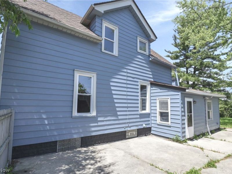 15413 Raymond Street , Maple Heights, OH 44137 Photo 11