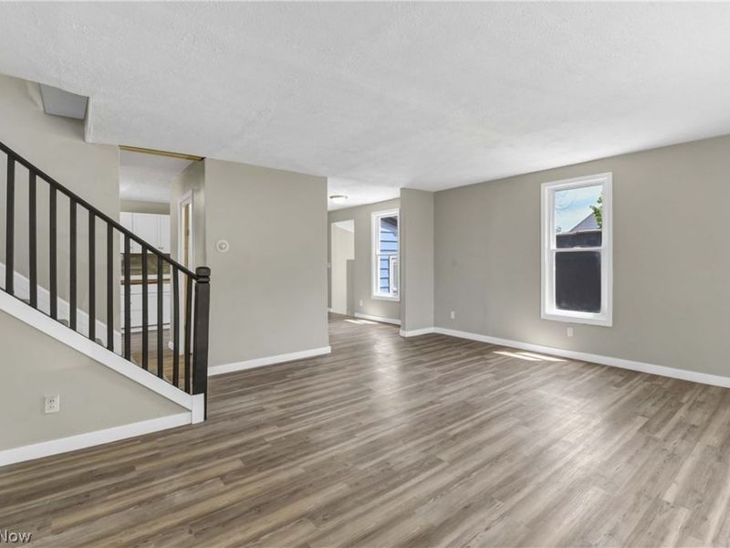 15413 Raymond Street , Maple Heights, OH 44137 Photo 14