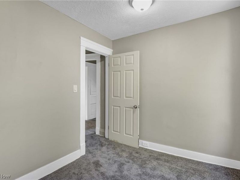 15413 Raymond Street , Maple Heights, OH 44137 Photo 37
