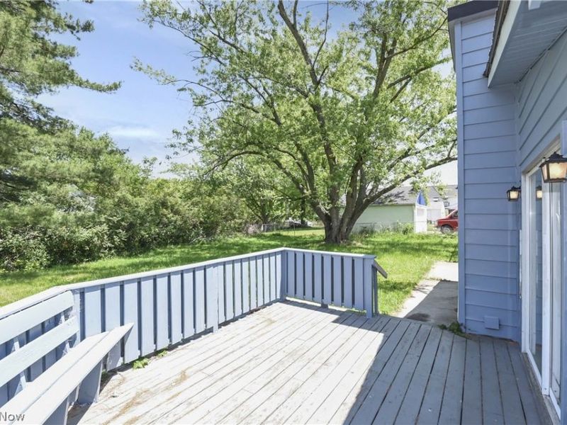 15413 Raymond Street , Maple Heights, OH 44137 Photo 9