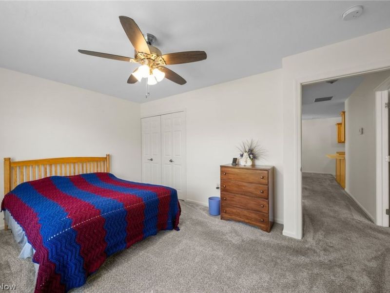 140 Woodbury Glen Street , Hartville, OH 44632 Photo 20