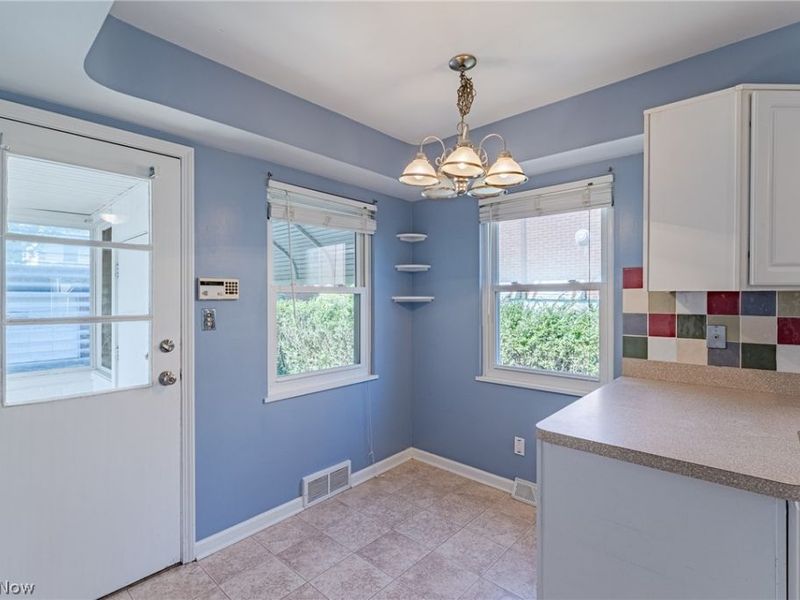 3666 Silsby Road , University Heights, OH 44118 Photo 12