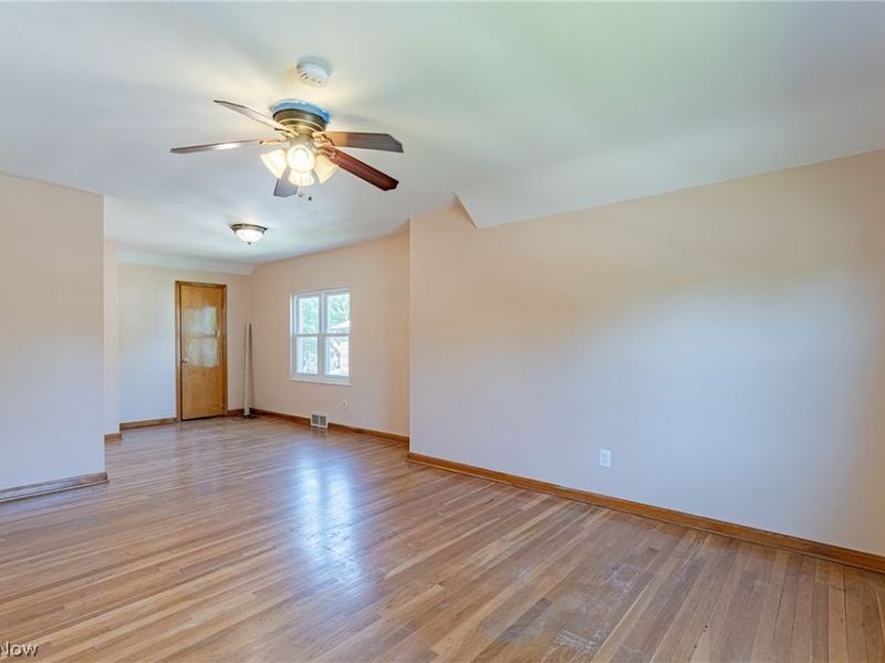 3666 Silsby Road , University Heights, OH 44118 Photo 16