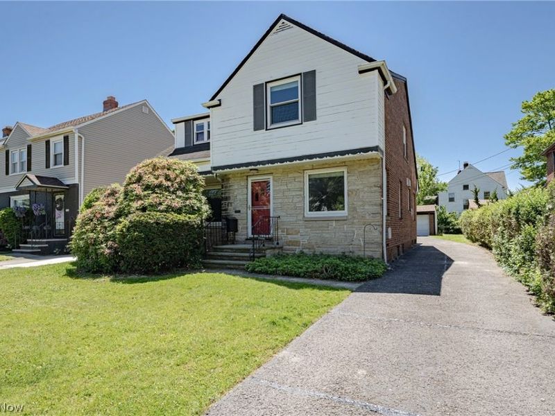 3666 Silsby Road , University Heights, OH 44118 Photo 2