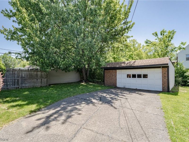 3666 Silsby Road , University Heights, OH 44118 Photo 33