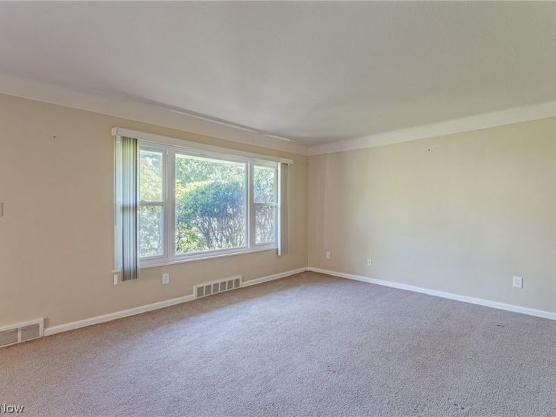 3666 Silsby Road , University Heights, OH 44118 Photo 4
