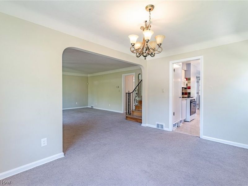 3666 Silsby Road , University Heights, OH 44118 Photo 6