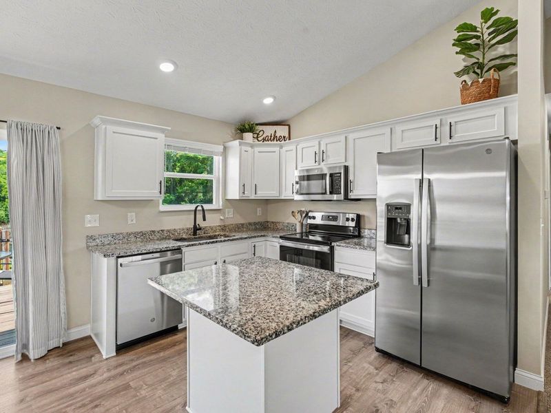 128 Summerfield Drive, Dry Ridge, KY 41035 Photo 7