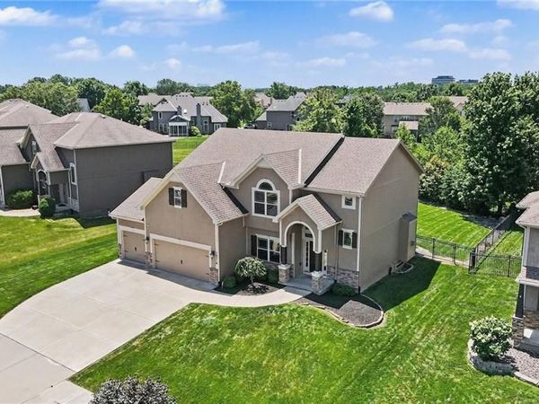 10318 N Fisk Avenue, Kansas City, MO 64154