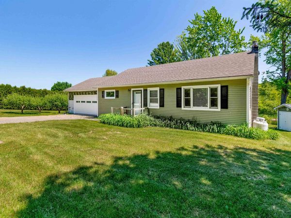 219 Cedar Drive, Sheldon, VT 05483