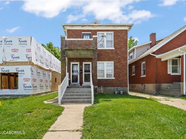 318 E MILLER STREET, Jefferson City, MO 65101
