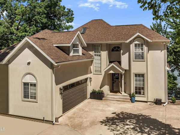 18 VALENCIA DRIVE, Lake Ozark, MO 65049