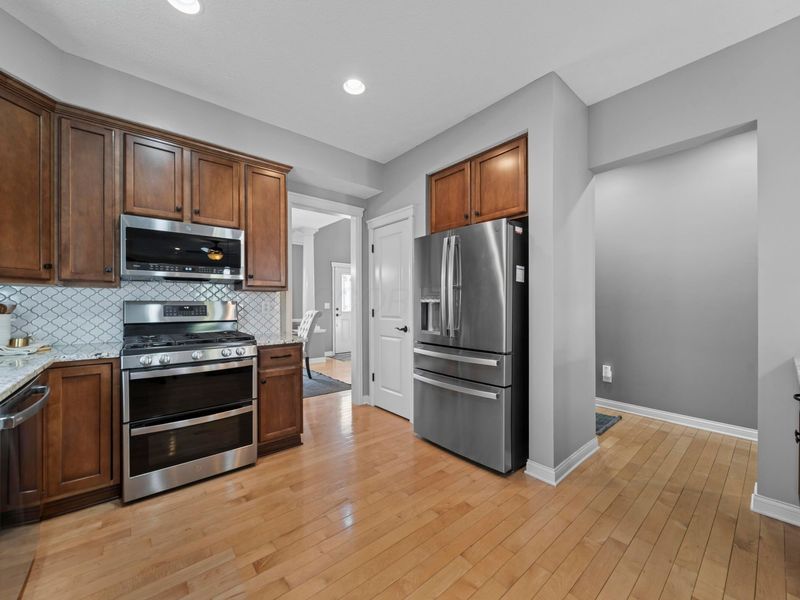 758 Olde Mill Drive , Westerville, OH 43082 Photo 8