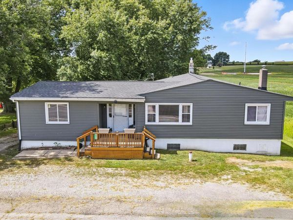 5095 Lancaster Kirkersville Road NW, Baltimore, OH 43105