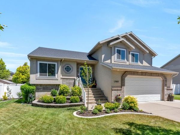 1368 W 2350 S, Woods Cross, UT 84087