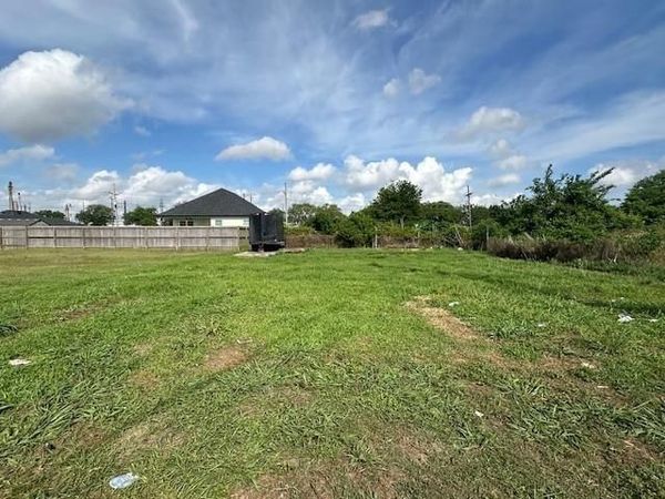 2316 WALKERS Lane , Meraux, LA 70075