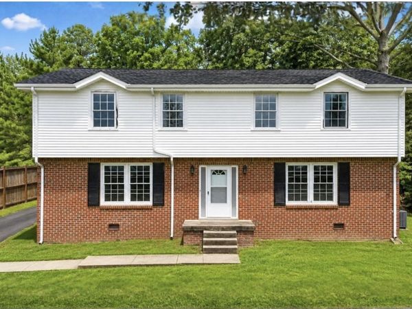 120 Cross Timbers Dr, Nashville, TN 37221