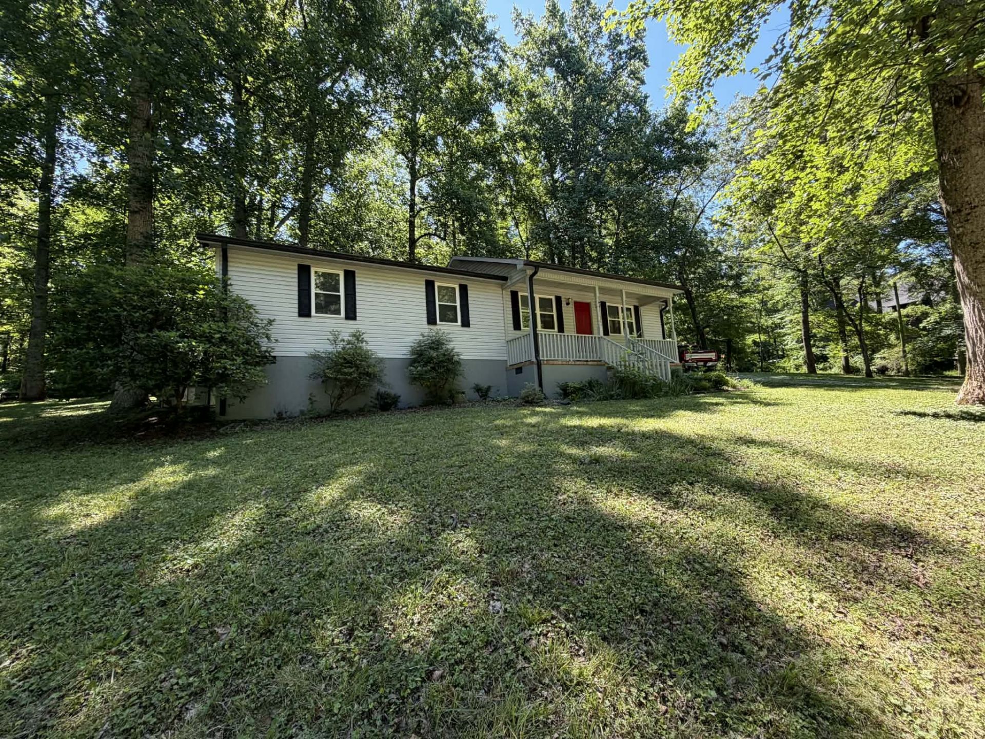 716 Mountain View Dr, Morrison, TN 37357 Main Photo
