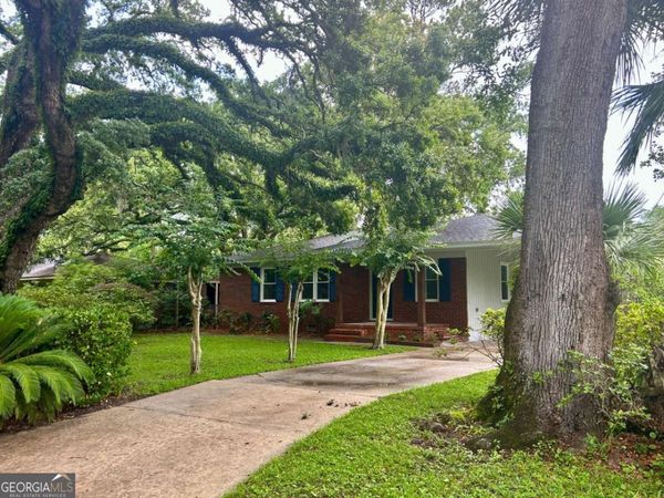 200 Reynolds Street, Brunswick, GA 31520