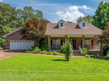 707 LAKELAND Drive, Hot Springs, AR 71913
