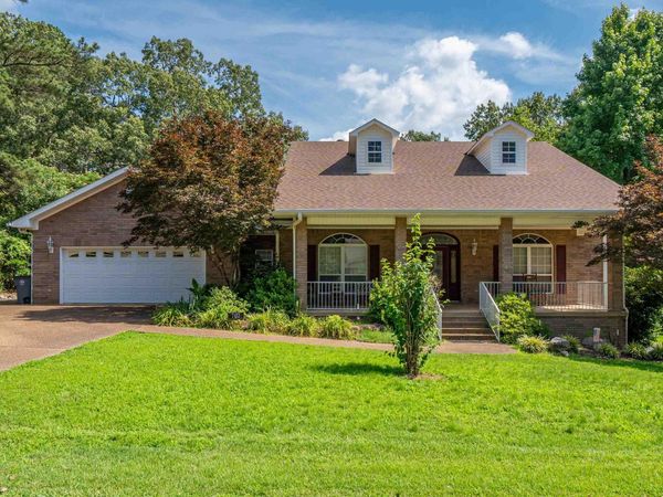 707 LAKELAND Drive, Hot Springs, AR 71913