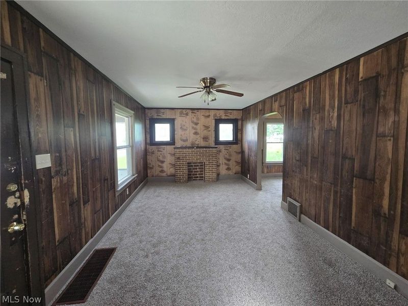 1117 14th Street NE, Canton, OH 44705 Photo 4