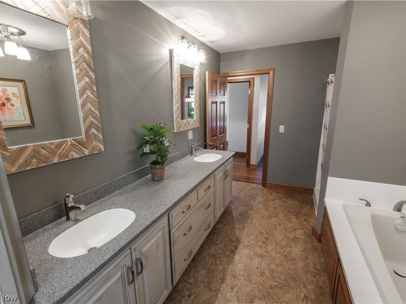2403 Brokensword Road, Bucyrus, OH 44820 Photo 12