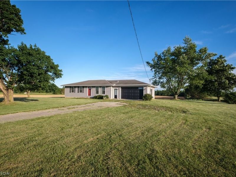 2403 Brokensword Road, Bucyrus, OH 44820 Photo 4