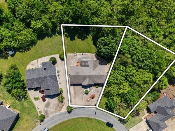 31 Skelton Drive, Bella Vista, AR 72715
