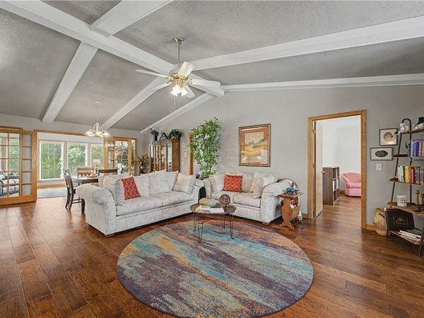 31 Skelton Drive , Bella Vista, AR 72715