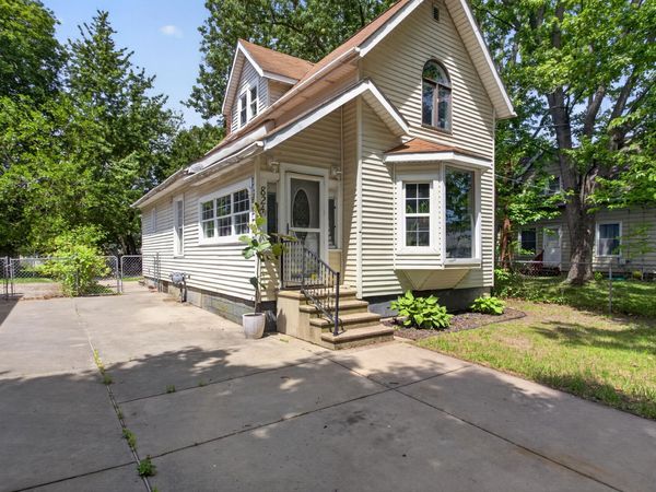 824 Maltby Street, Jackson, MI 49202
