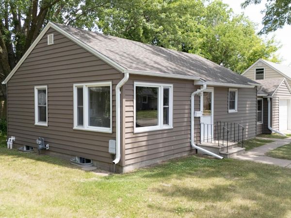 401 13th Avenue NE, Austin, MN 55912