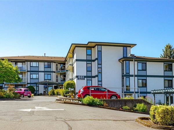 651 Jolly Pl , Unit #102, Saanich, BC V8Z 6R9