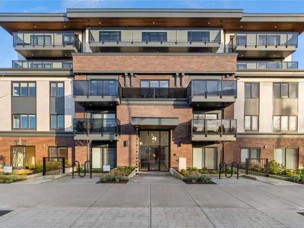 45 Haliburton St , Unit #102, Nanaimo, BC V9R 4V6