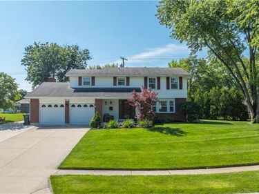 7018 Woodcroft Drive, Englewood, OH 45322