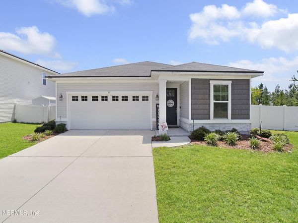 1095 PERSIMMON Drive, Middleburg, FL 32068