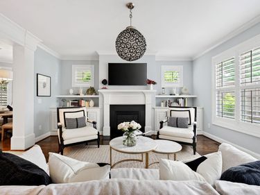 2741 Oberlin Road, Unit 101, Raleigh, NC 27608