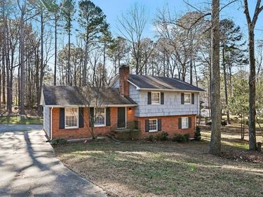 1920 White Plains Road, Chapel Hill, NC 27517