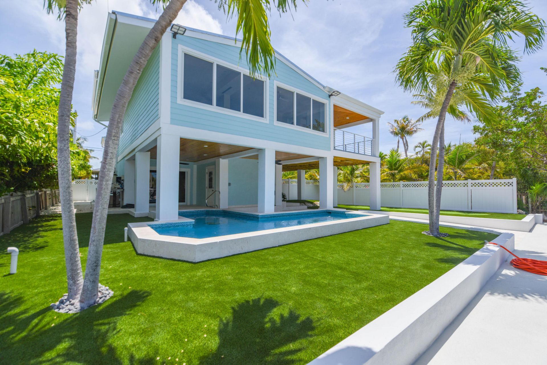 848 E Caribbean Drive, Summerland Key, FL 33042 Photo
