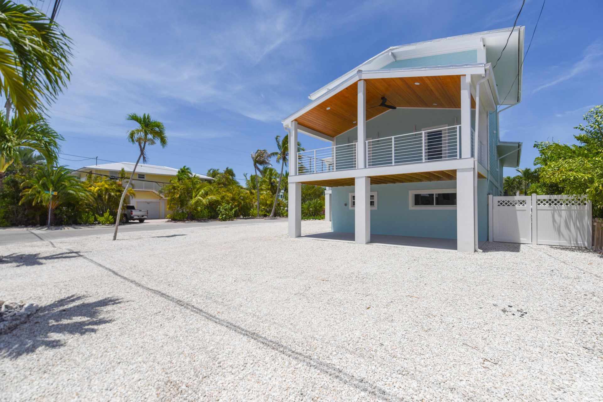 848 E Caribbean Drive, Summerland Key, FL 33042 Photo
